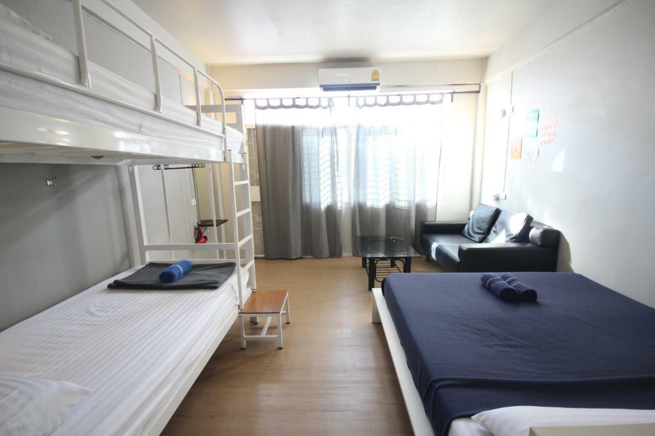 Need Sleep Hostel Μπανγκόκ Εξωτερικό φωτογραφία
